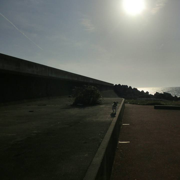 2272e140 6c6c 4740 8821 2a94f50a21e3